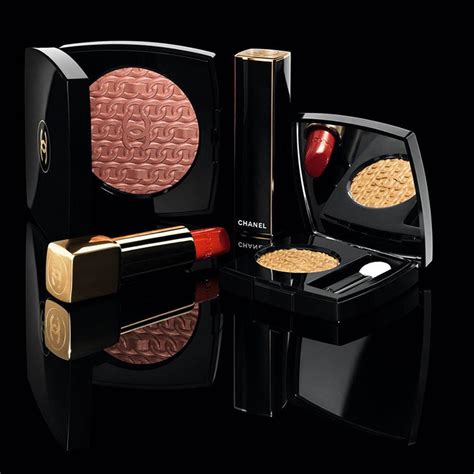 chanel holiday 2020 makeup collection